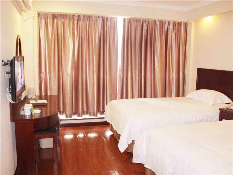 Greentree Inn Chongqing North Railway Station Express Hotel Oda fotoğraf