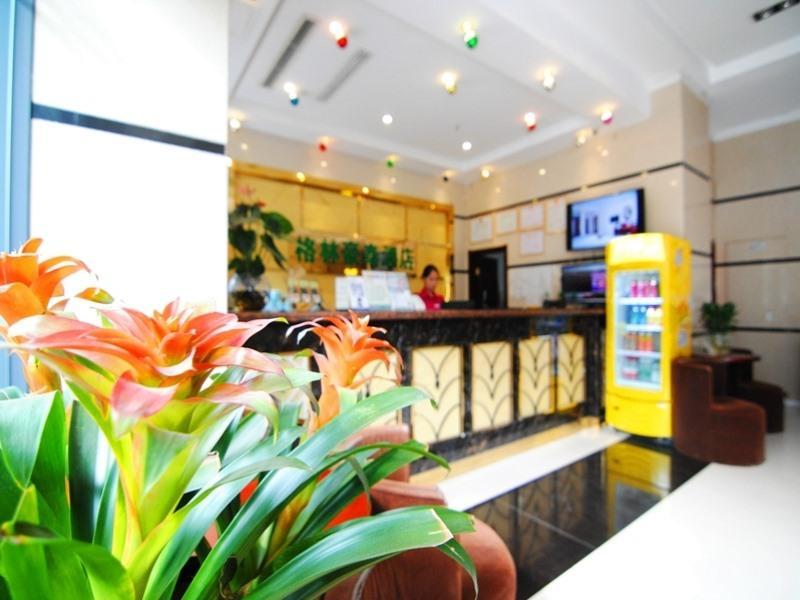 Greentree Inn Chongqing North Railway Station Express Hotel Dış mekan fotoğraf