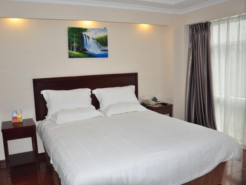 Greentree Inn Chongqing North Railway Station Express Hotel Dış mekan fotoğraf