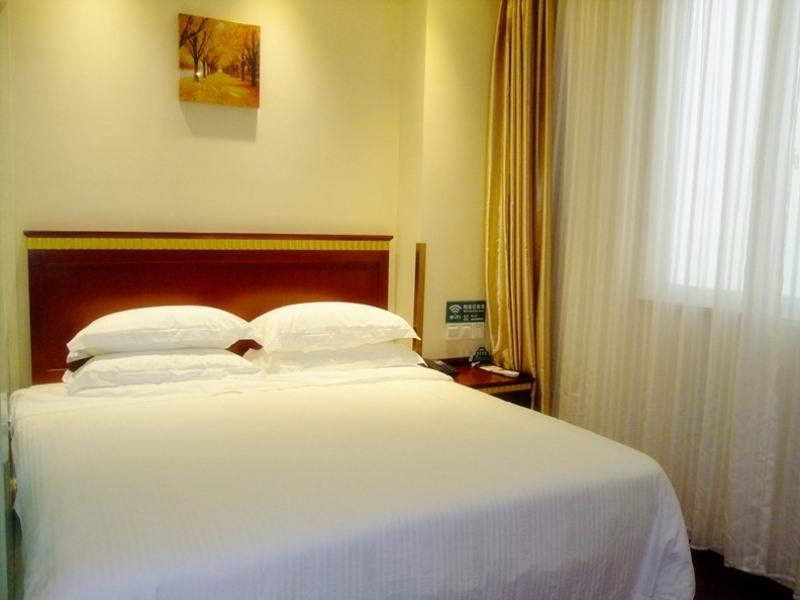 Greentree Inn Chongqing North Railway Station Express Hotel Dış mekan fotoğraf